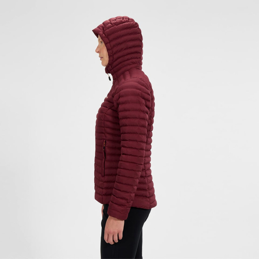 donne nula micro sintetico insulated jacket - red berghaus